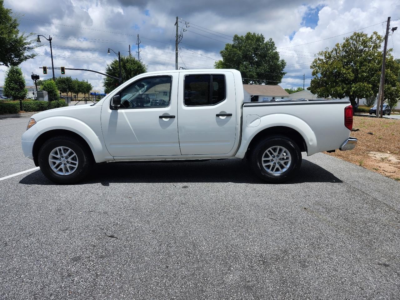 Nissan Frontier S Crew Cab 6MT 2WD 2019