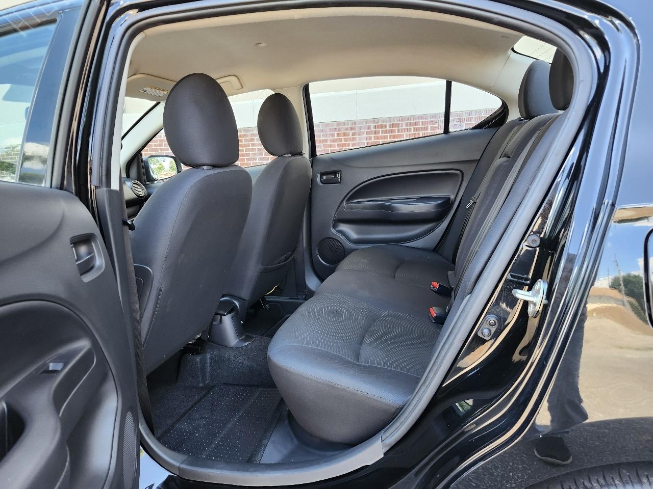 Mitsubishi Mirage G4 ES CVT 2019