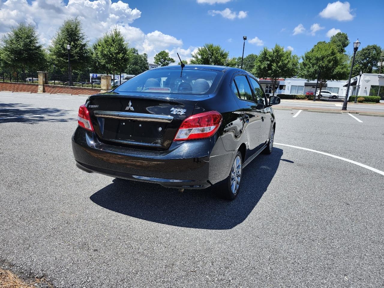 Mitsubishi Mirage G4 ES CVT 2019
