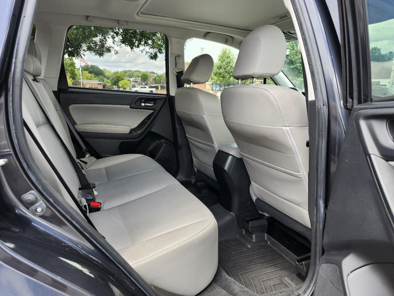 Subaru Forester 2.5i Limited 2014