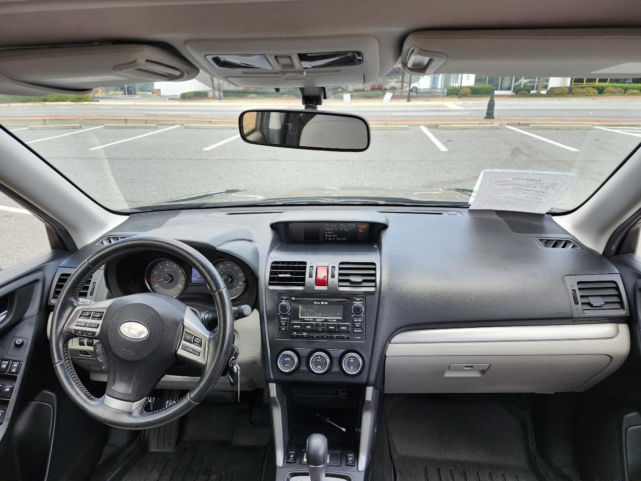 Subaru Forester 2.5i Limited 2014