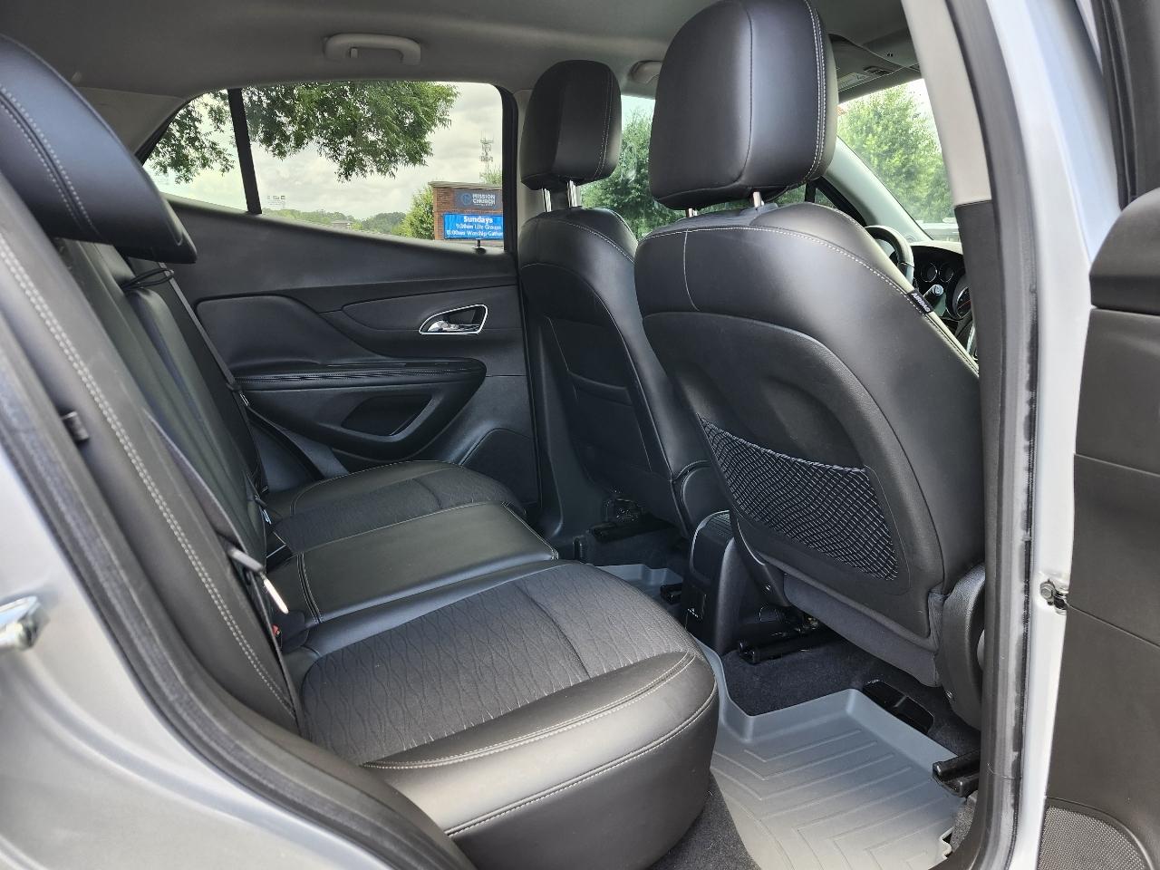 Buick Encore Convenience FWD 2015