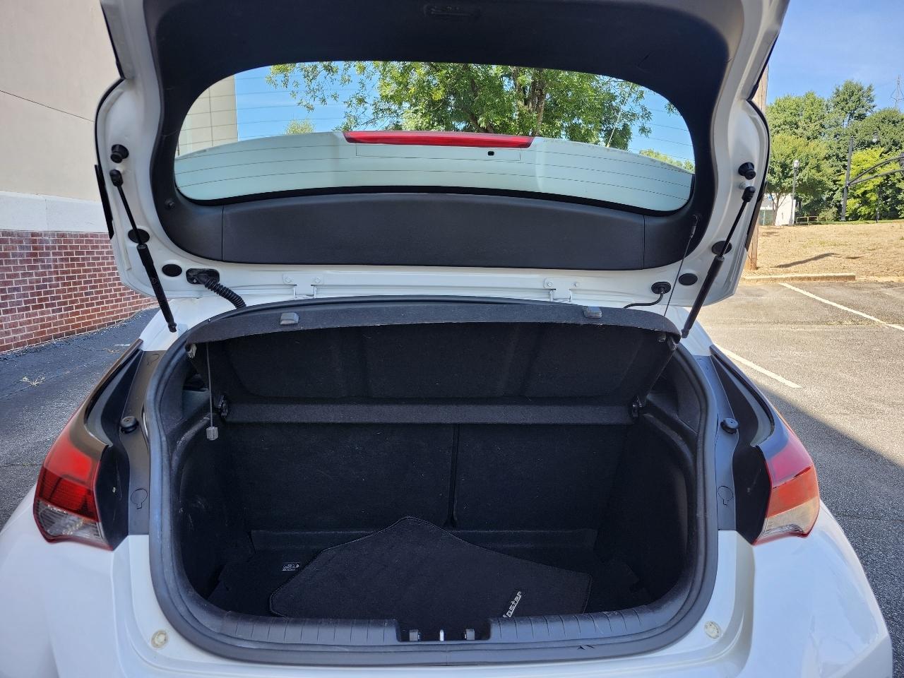 Hyundai Veloster 2.0 6A 2020