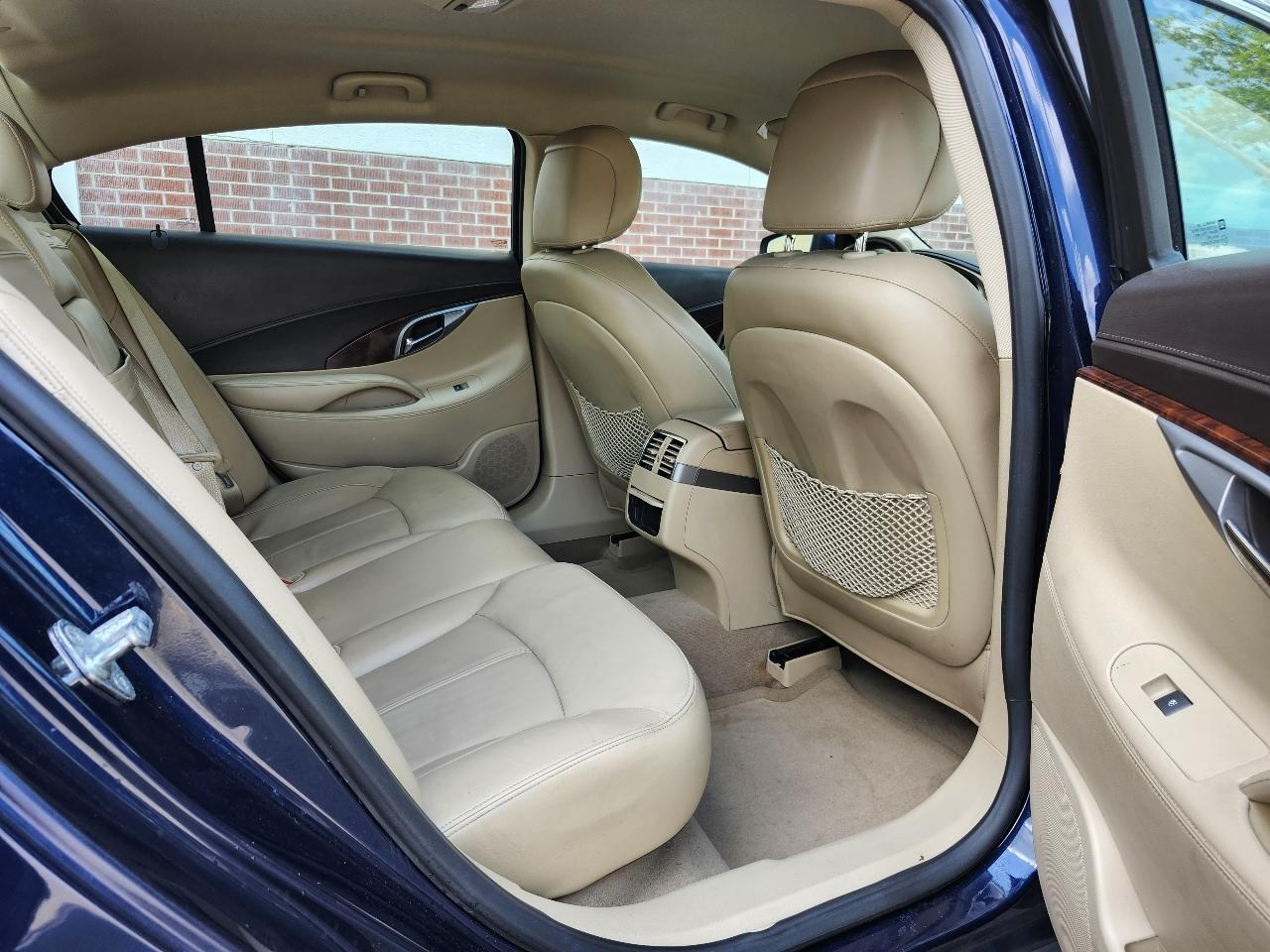 Buick LaCrosse CXL FWD 2011
