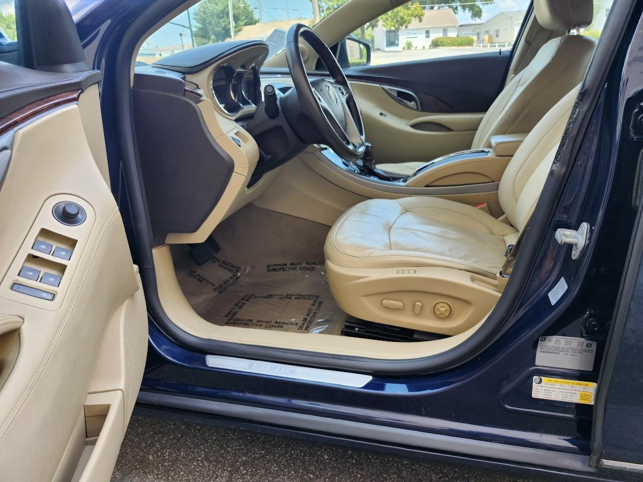 Buick LaCrosse CXL FWD 2011