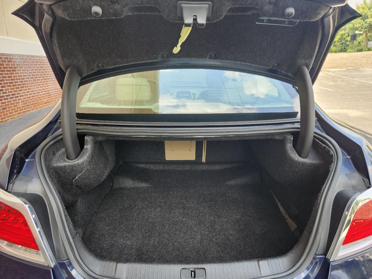 Buick LaCrosse CXL FWD 2011