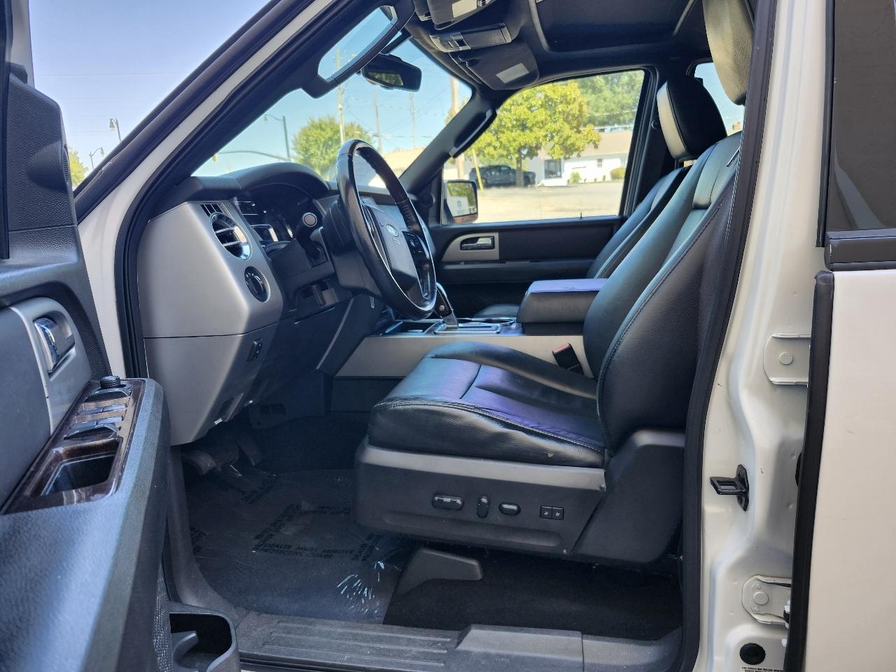 Ford Expedition Limited 2WD 2009