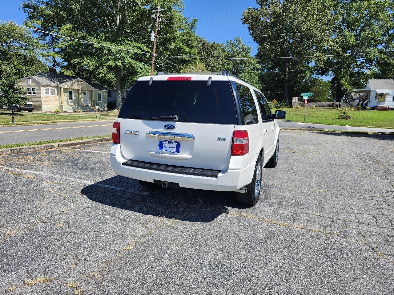Ford Expedition Limited 2WD 2009
