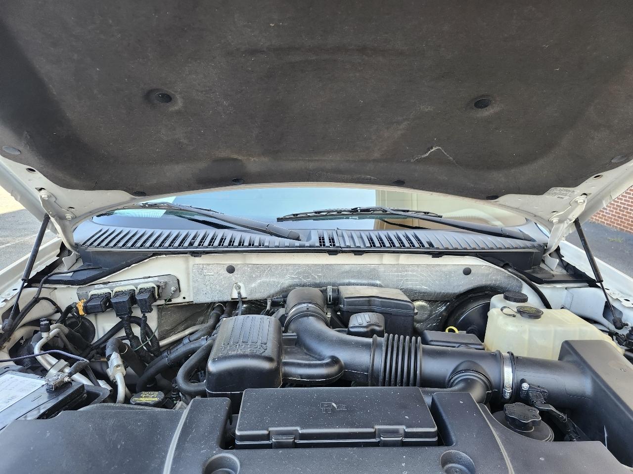 Ford Expedition Limited 2WD 2009