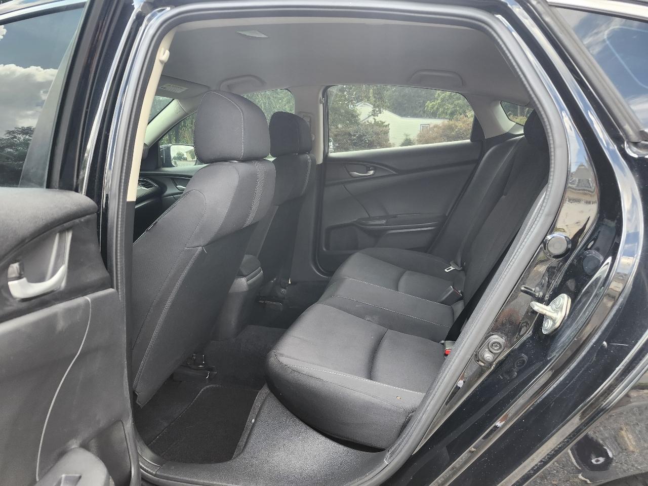Honda Civic LX Sedan CVT 2016