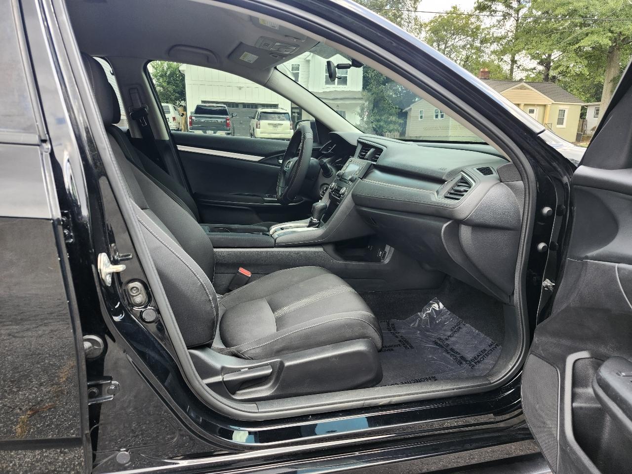 Honda Civic LX Sedan CVT 2016