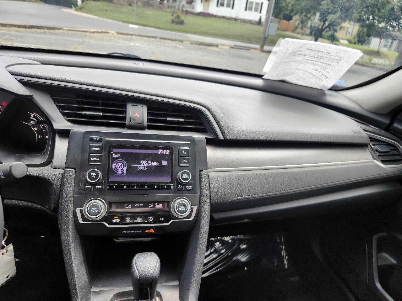 Honda Civic LX Sedan CVT 2016