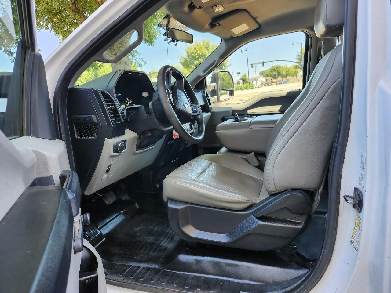 Ford F-150 XLT 8-ft. Bed 2WD 2016