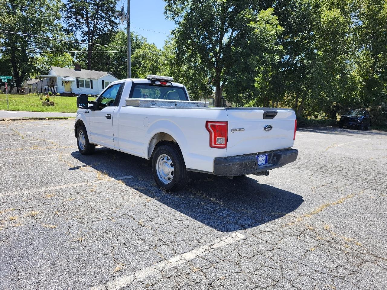 Ford F-150 XLT 8-ft. Bed 2WD 2016