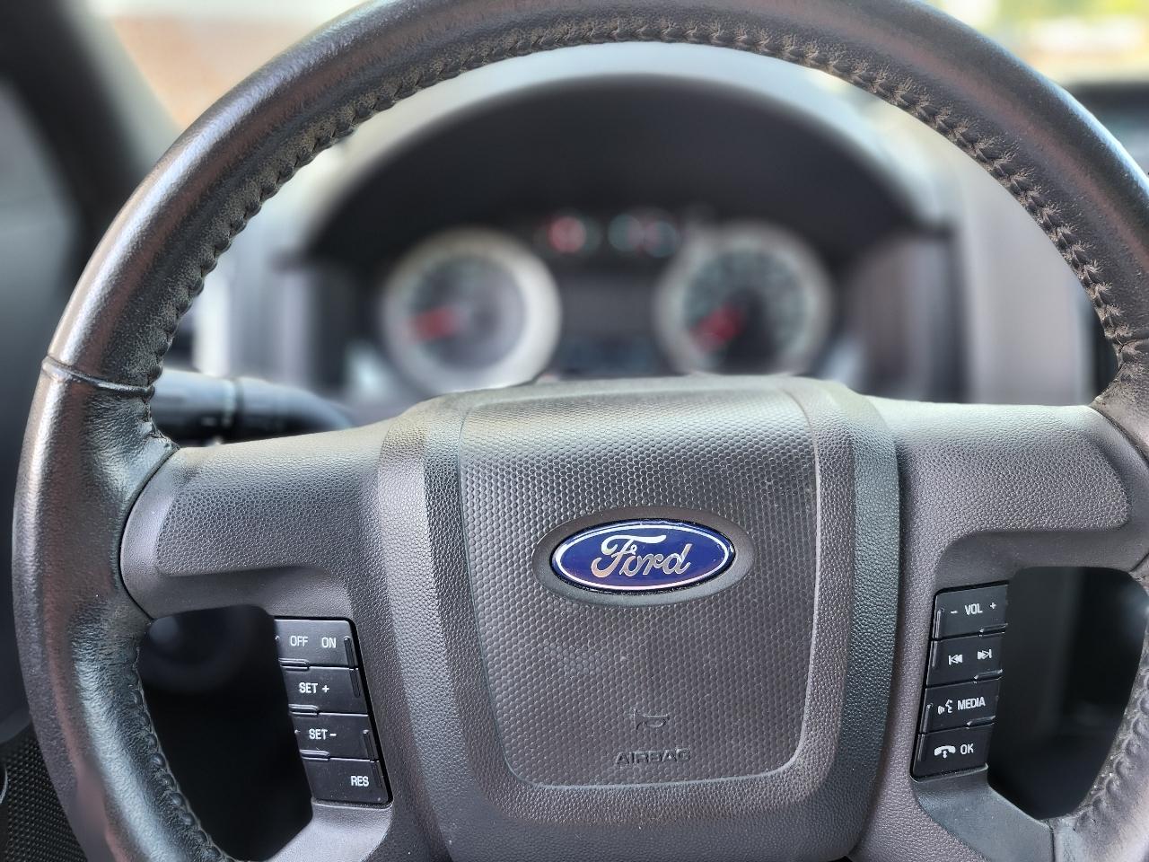 Ford Escape Limited FWD 2012