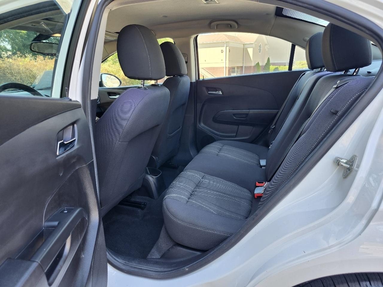 Chevrolet Sonic LT Auto Sedan 2015