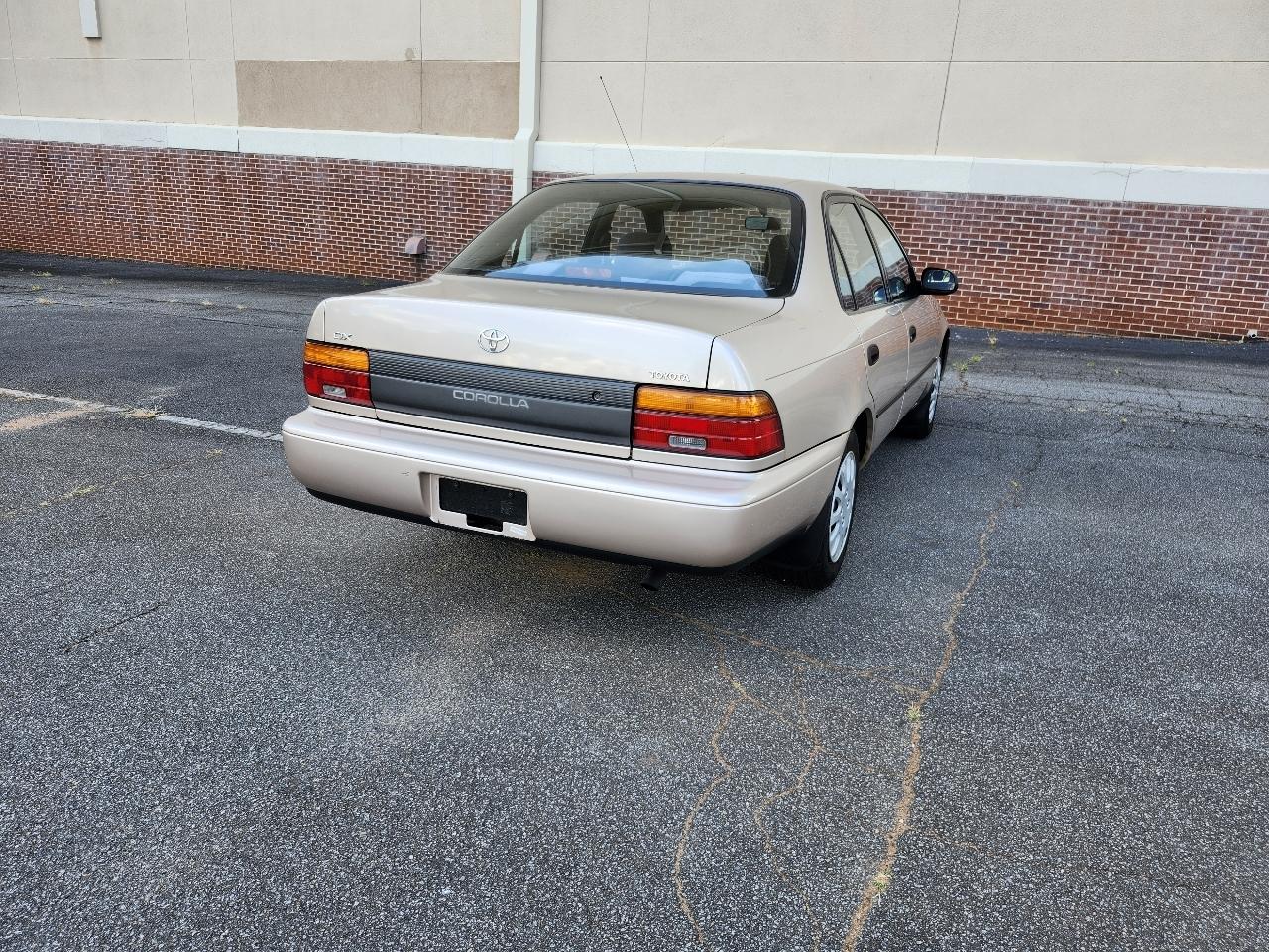 Toyota Corolla DX 1995