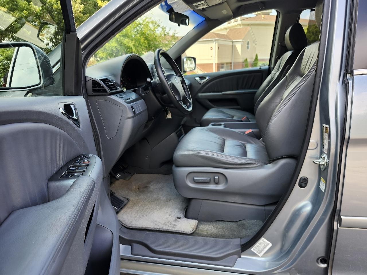 Honda Odyssey EX-L w/ DVD and Navigation 2007