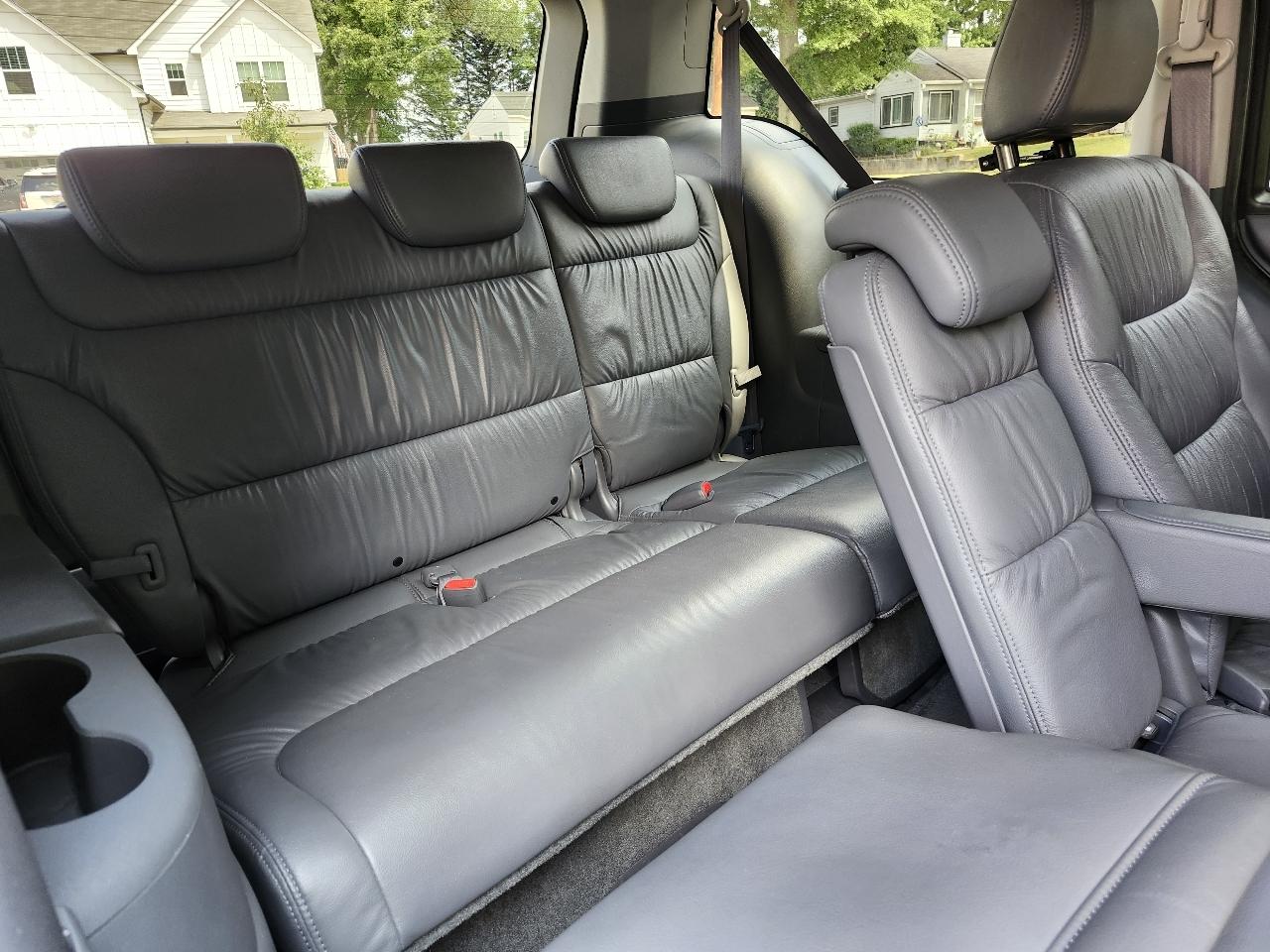 Honda Odyssey EX-L w/ DVD and Navigation 2007