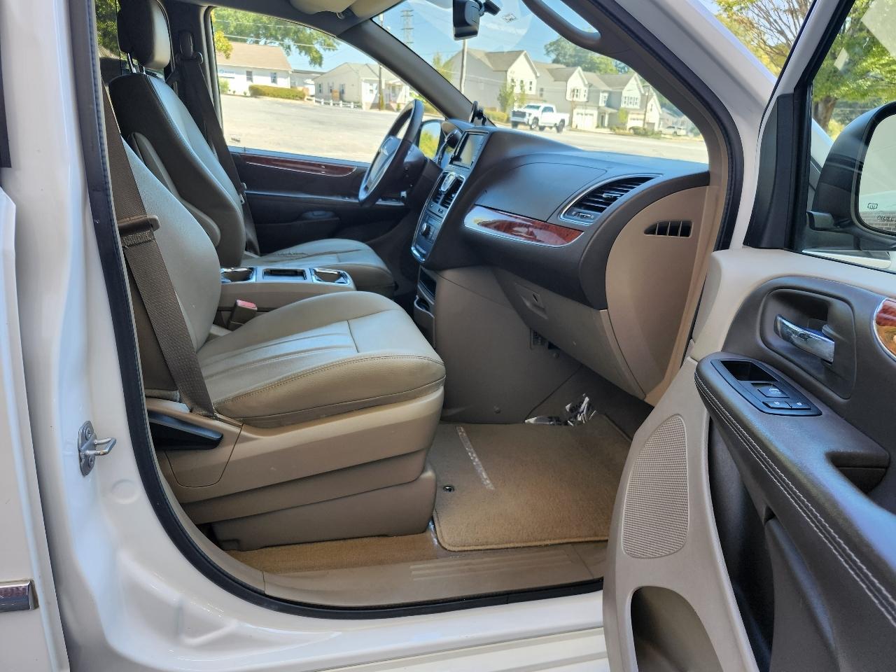 Chrysler Town & Country Touring 2015
