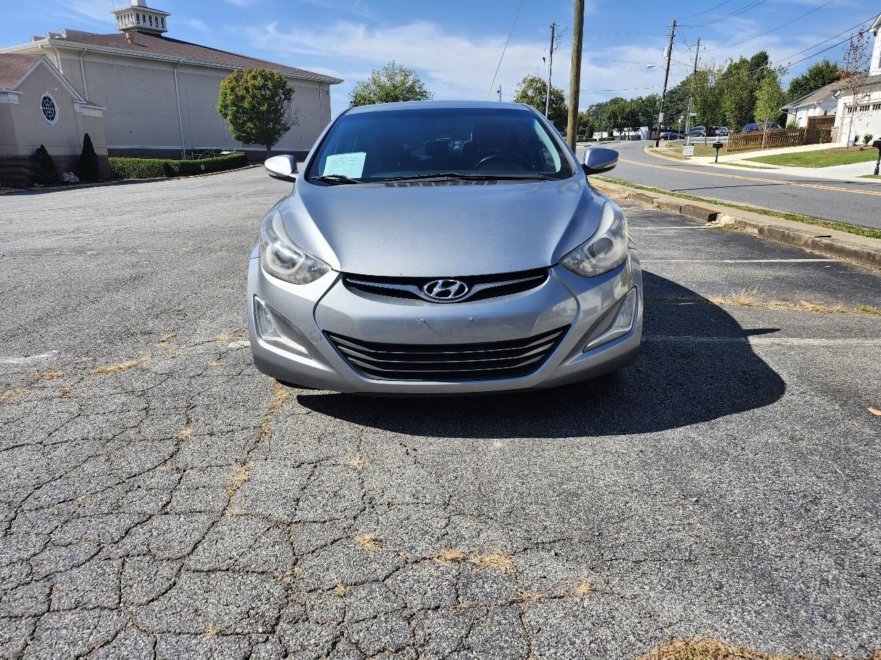 Hyundai Elantra SE 6AT 2015