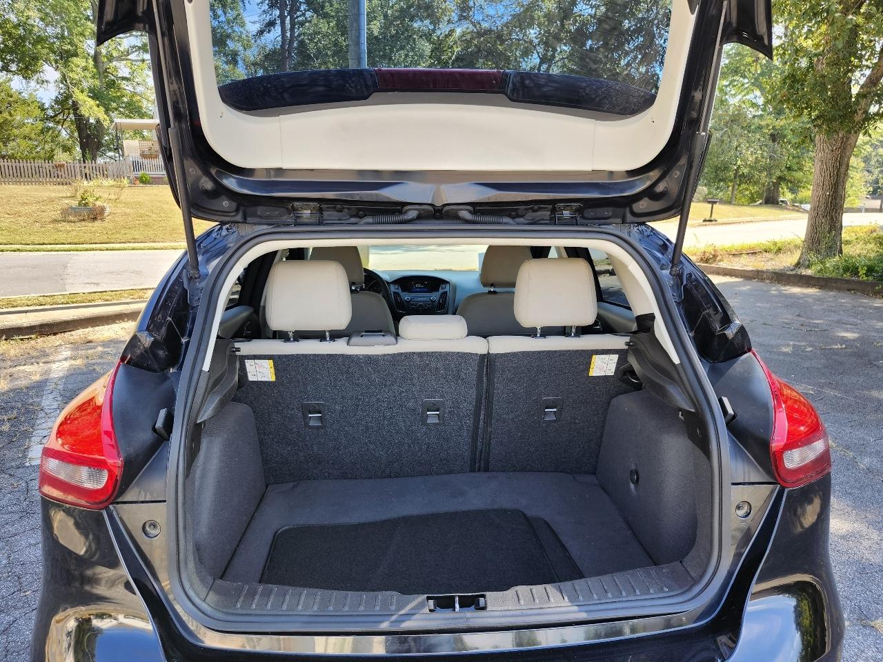 Ford Focus SE Hatch 2017