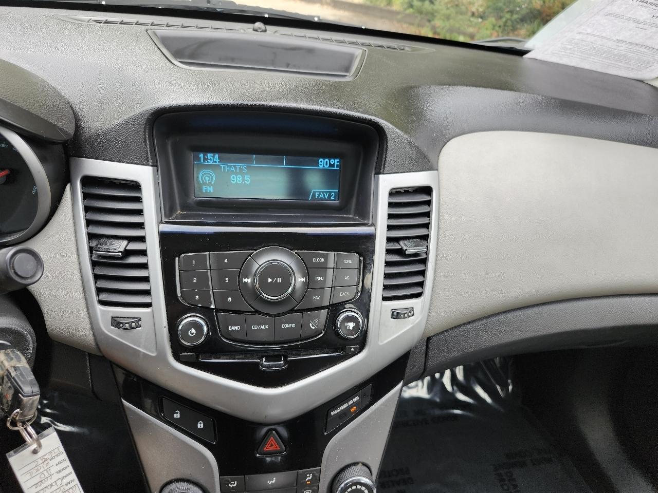 Chevrolet Cruze LS Auto 2014