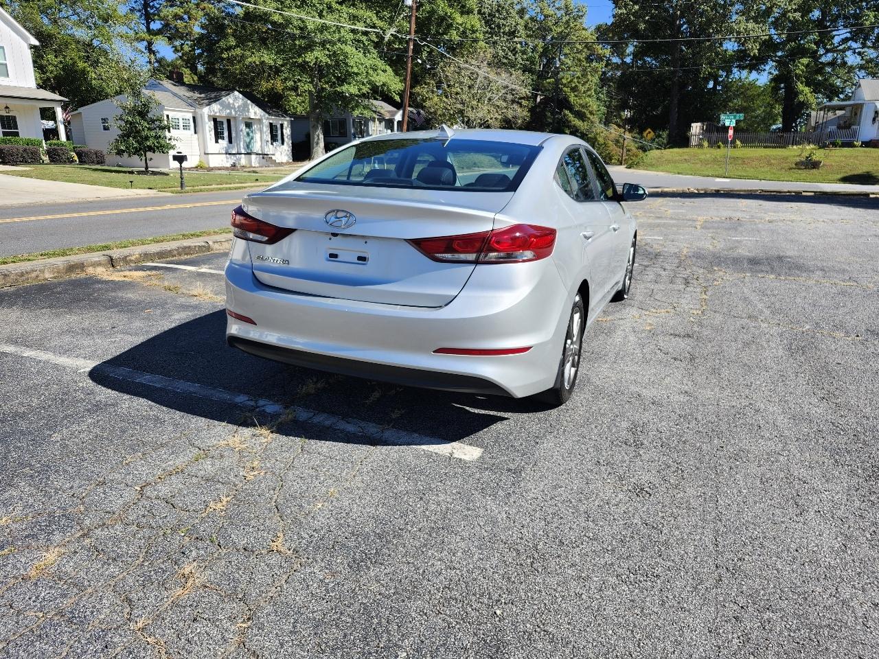 Hyundai Elantra Limited 2018