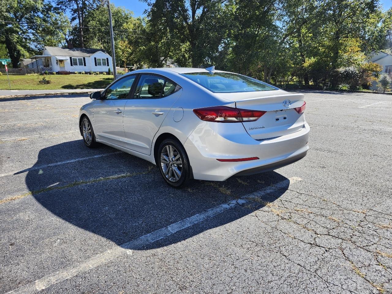 Hyundai Elantra Limited 2018