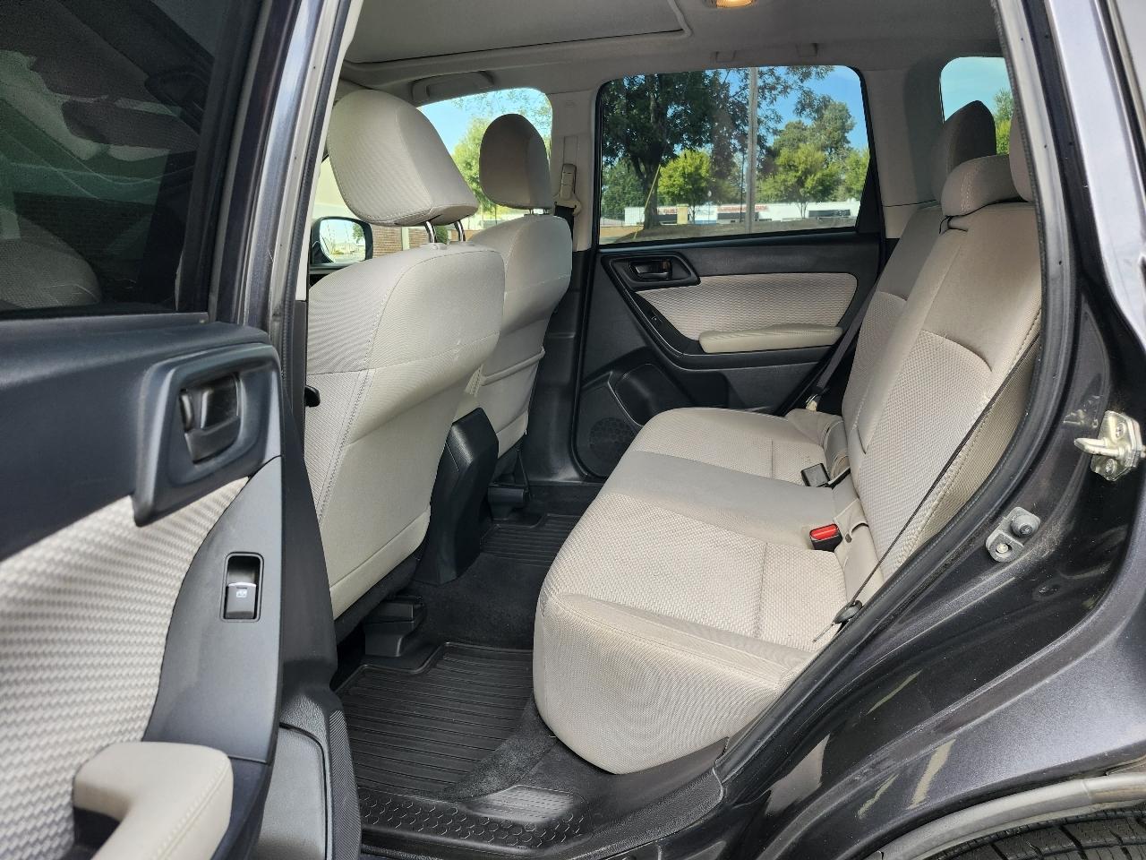 Subaru Forester 2.5i Premium PZEV CVT 2017