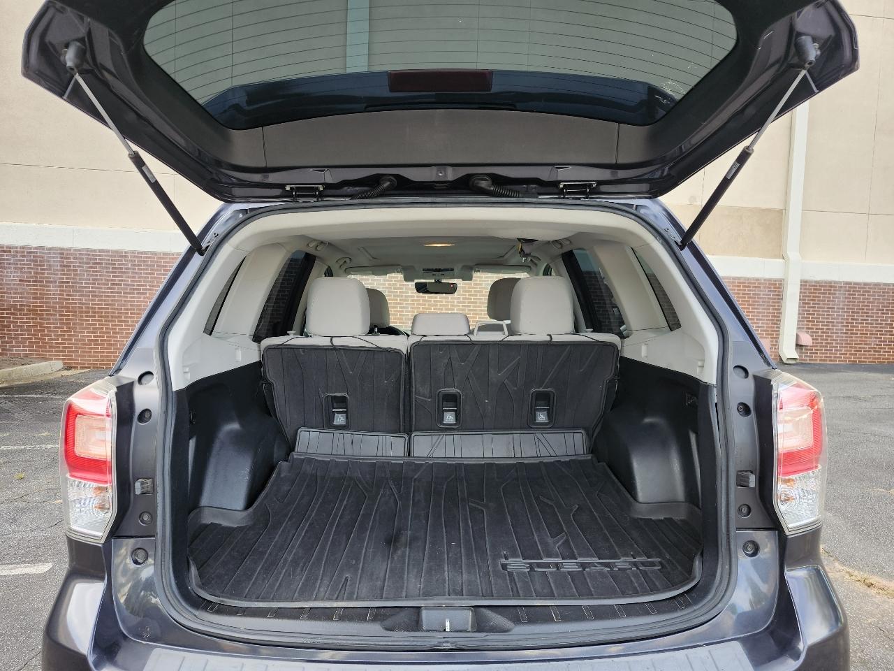 Subaru Forester 2.5i Premium PZEV CVT 2017