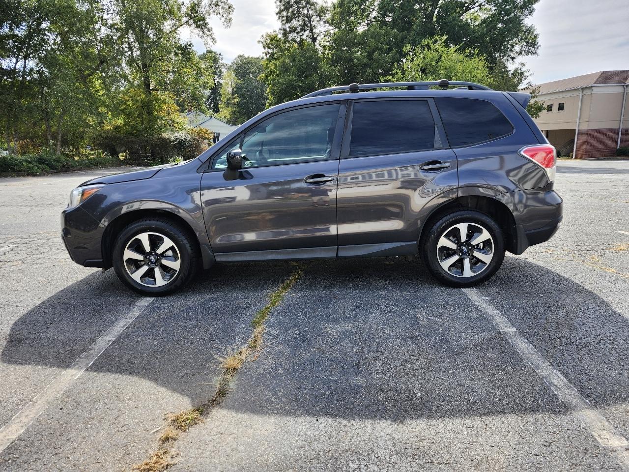 Subaru Forester 2.5i Premium PZEV CVT 2017