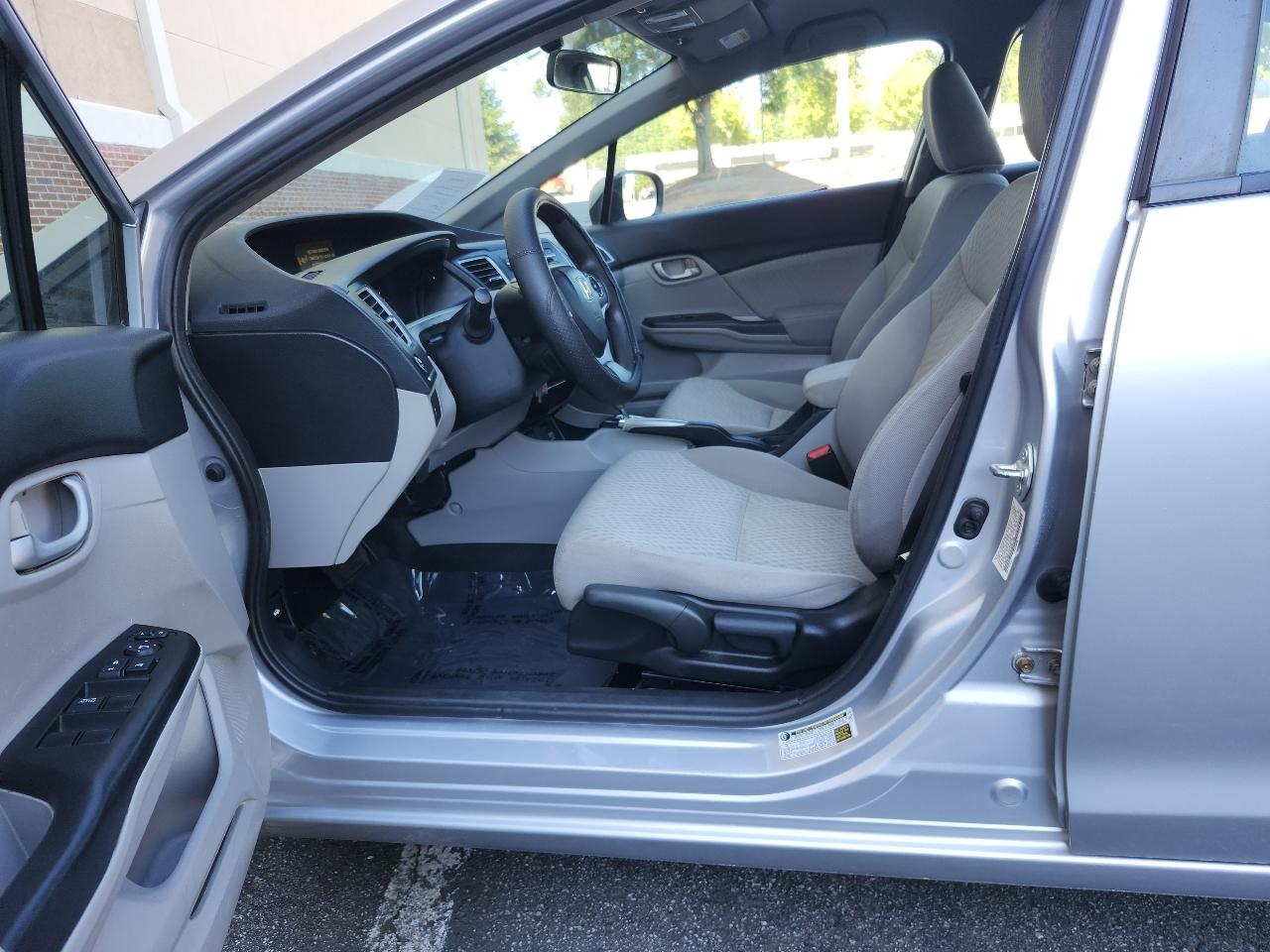 Honda Civic LX Sedan CVT 2015