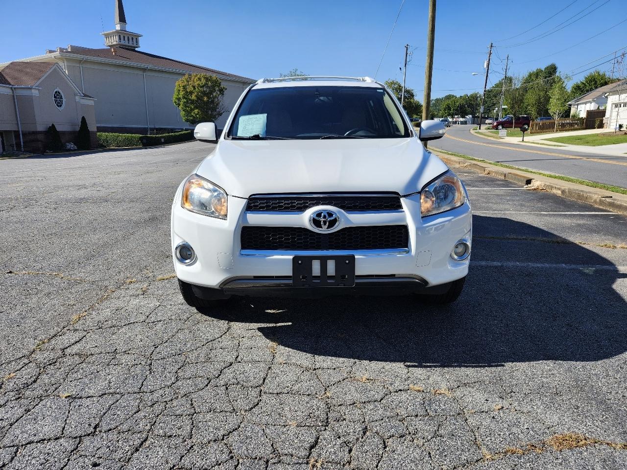 Toyota RAV4 Limited I4 2WD 2011