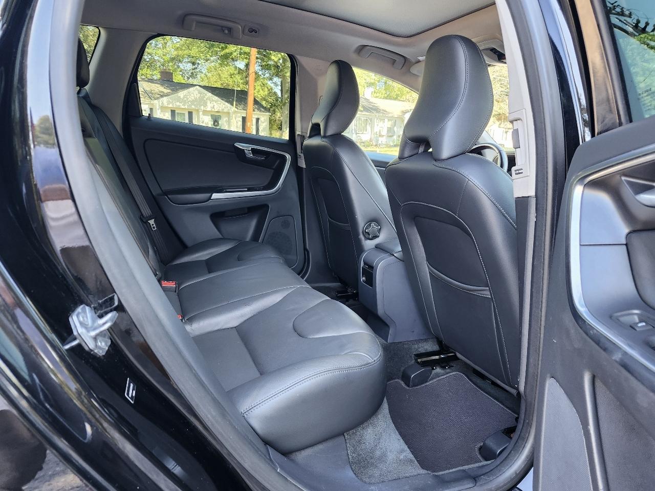Volvo XC60 T5 Drive-E Premier FWD 2015
