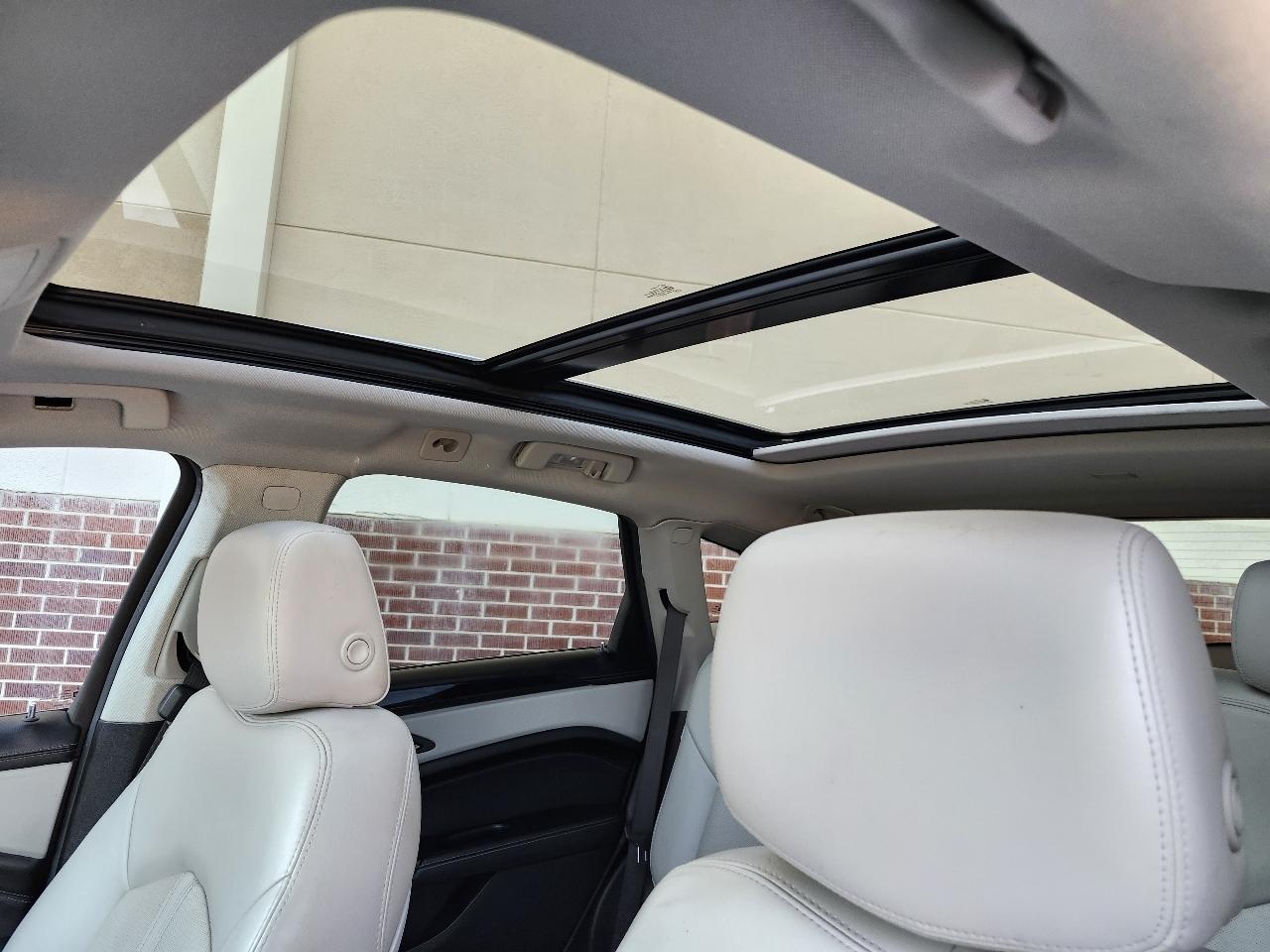 Cadillac SRX Luxury Collection FWD 2016