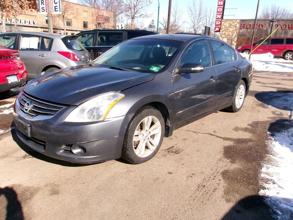2012 Nissan Altima SR