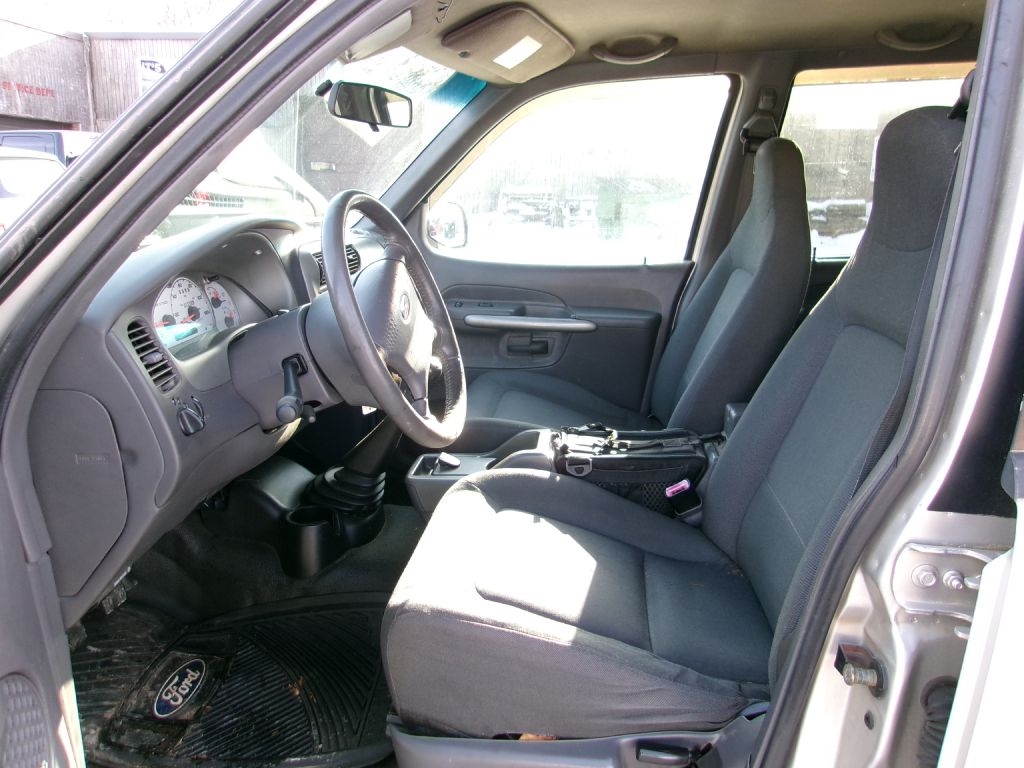 2002 Ford Explorer Sport Trac 