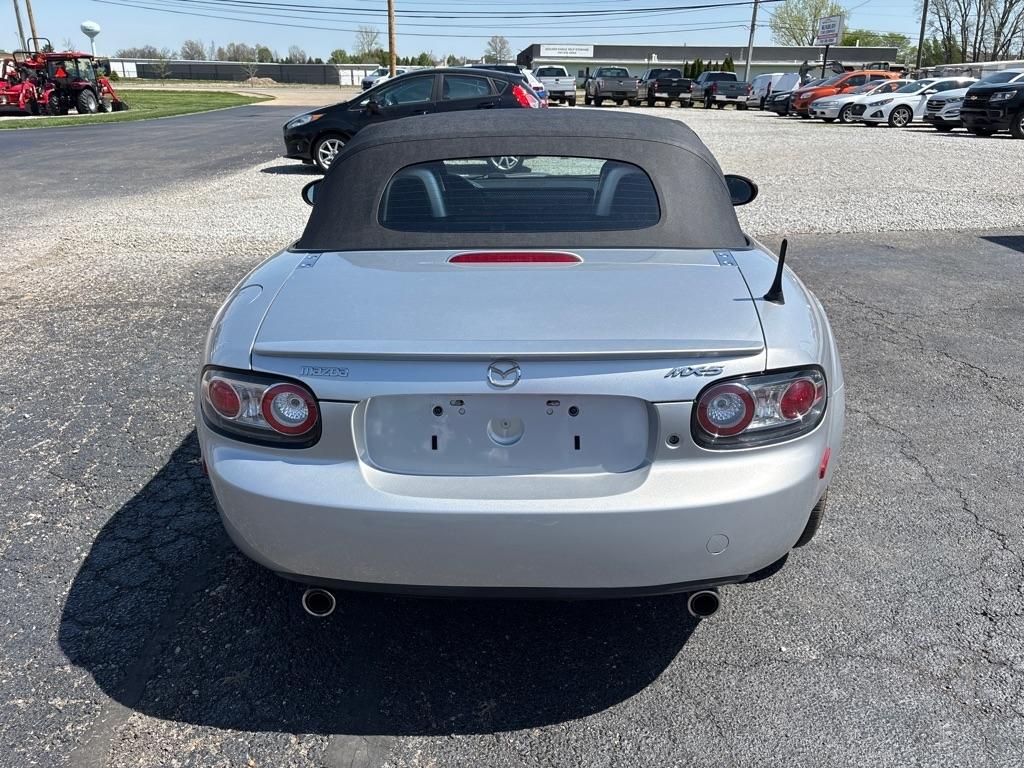 Mazda MX-5 Miata  2008