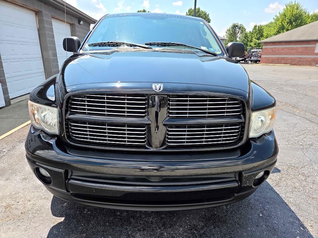 2004 Dodge Ram SLT photo 3