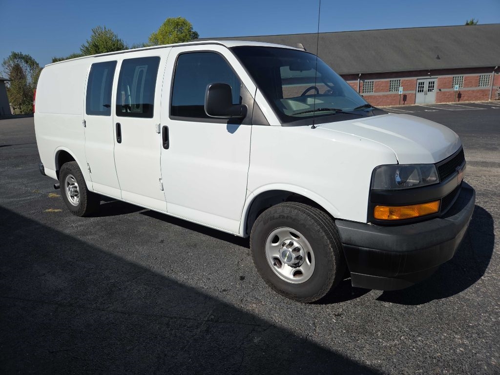 2020 Chevrolet Express 2500 Cargo photo 4