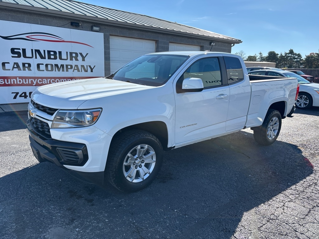2022 Chevrolet Colorado LT photo 2