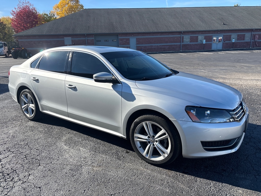 2014 Volkswagen Passat SE photo 4