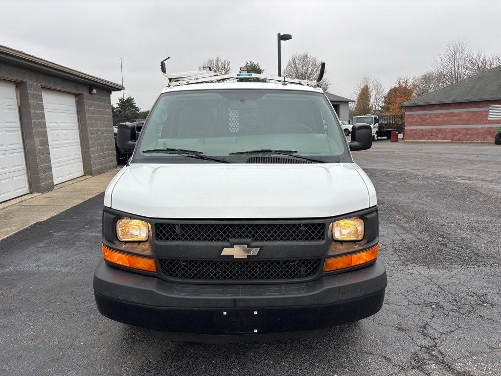 2015 Chevrolet Express 2500 Cargo photo 3