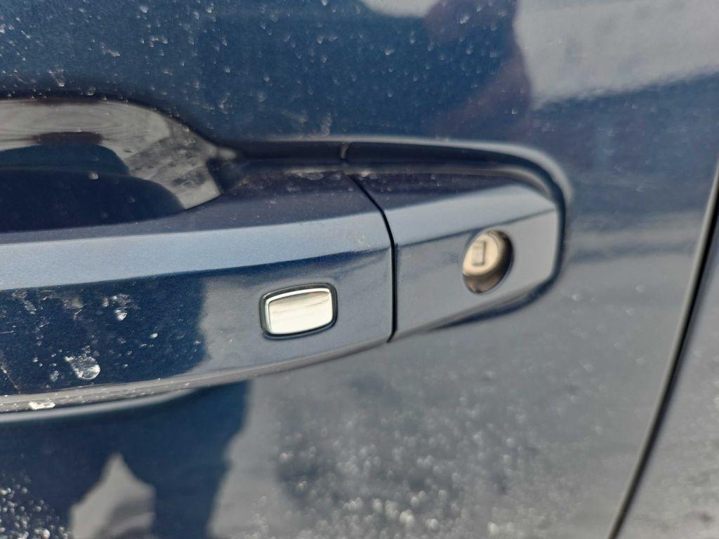 Chevrolet Silverado 1500  2020