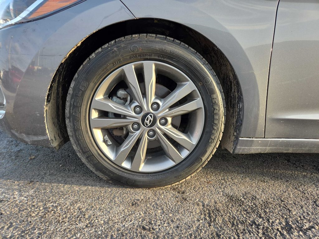 Hyundai Elantra  2018