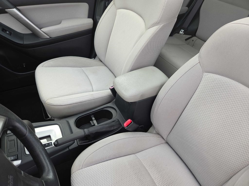 Subaru Forester  2015