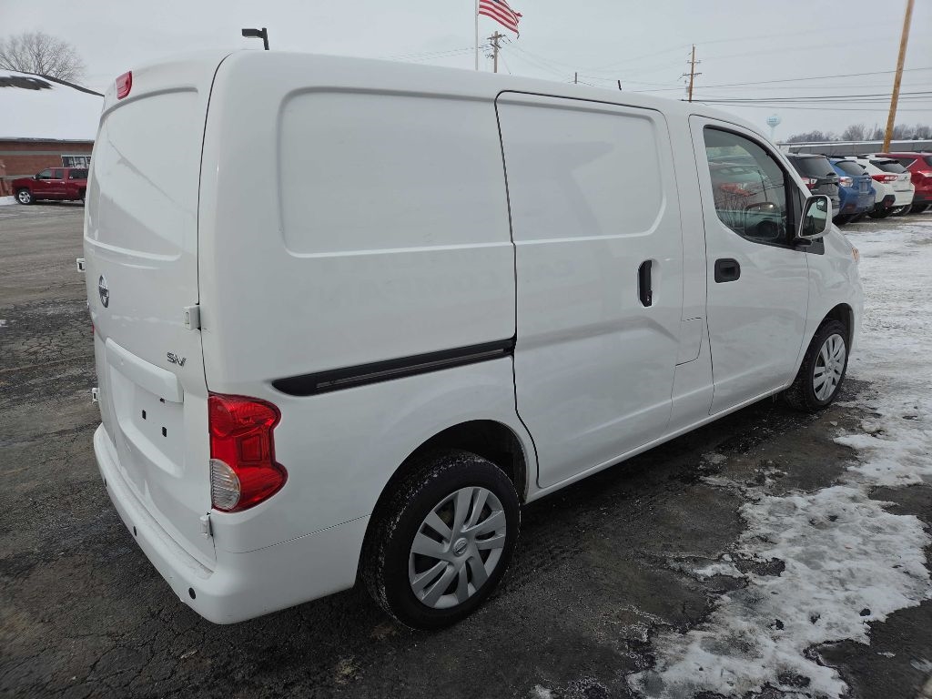 Nissan NV200  2020