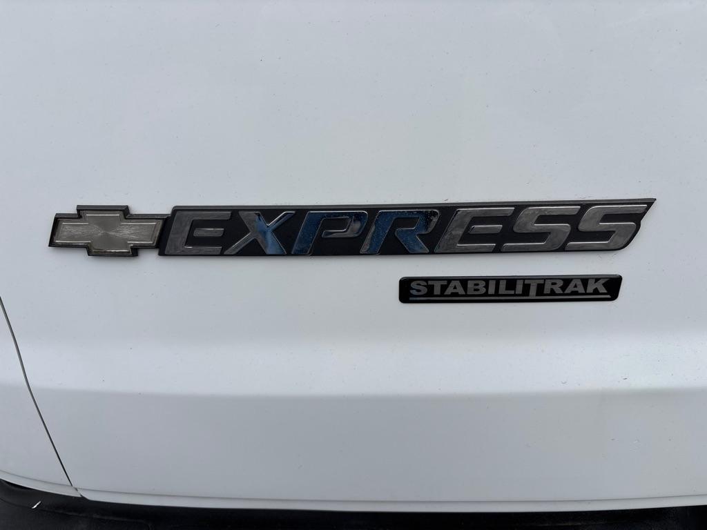 Chevrolet Express  2013