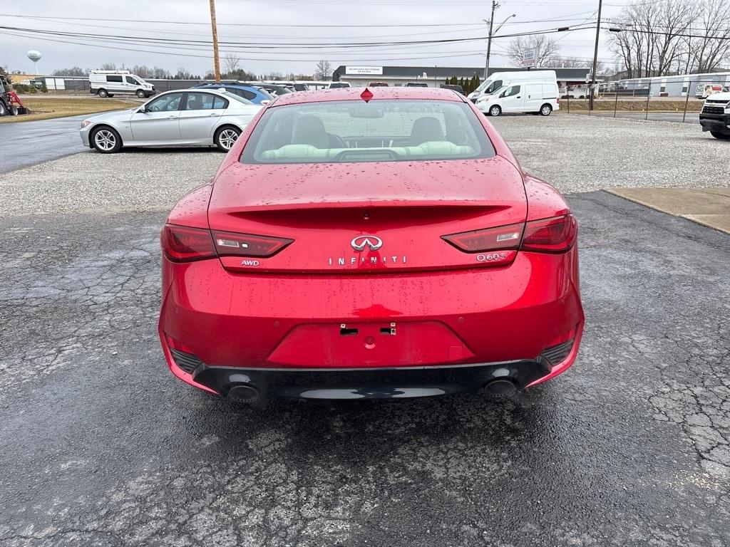 Infiniti Q60  2019